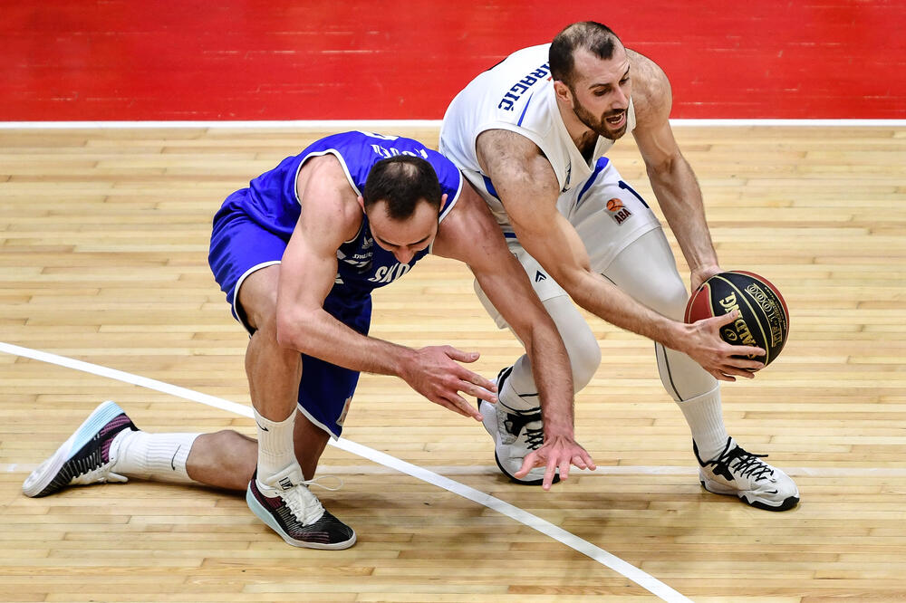 Adi Zahiragić na ligaškoj utakmici sa MZT-om, Foto: ABA liga/Dragana Stjepanović