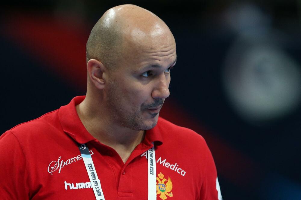 Roganović počinje ciklus pripreme sda 18 igrača, Foto: Reuters