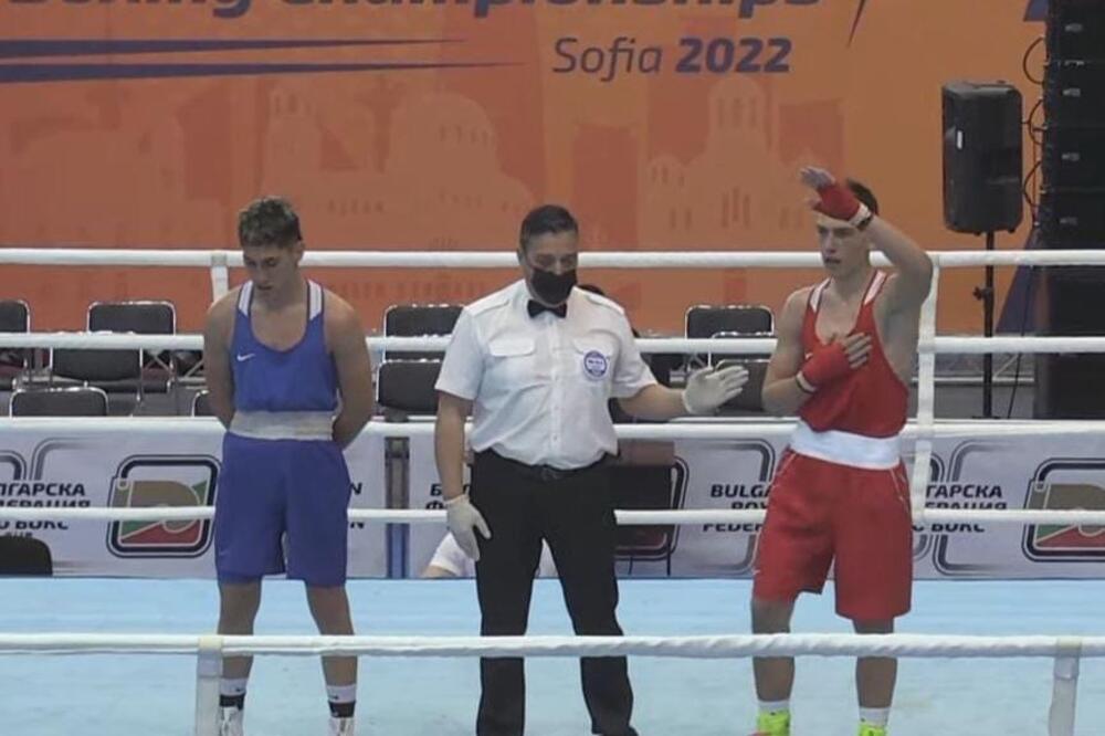 Nakon Sofije Mirko obezbijedio medalju u razredu mladih i u Jerevanu, Foto: Bokserski savez Crne Gore