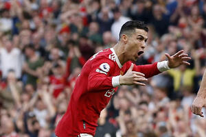 Het-trik velikog golgetera: Ronaldo sačuvao nade Junajteda za...