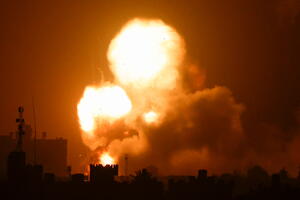 Izraelska vojska napala ciljeve u Gazi: Odgovor na raketu...