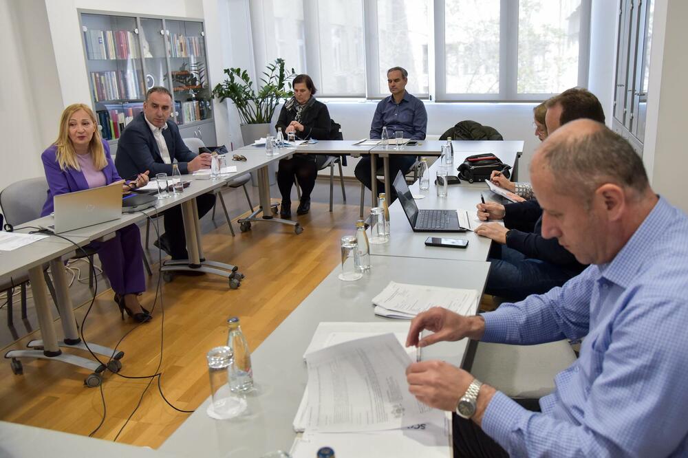 Sa sastanka, Foto: PKCG