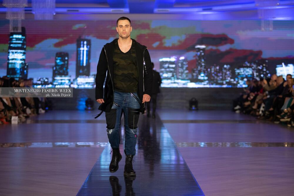 <p>Sinoć su na Imanju Knjaz u Podgorici održane revije Marine Banović, Ane Suevalove, Valentine Mitrović, Bate Spasojevića i studenata Fakulteta za dizajn i multimediju, smjera Modni dizajn...</p>