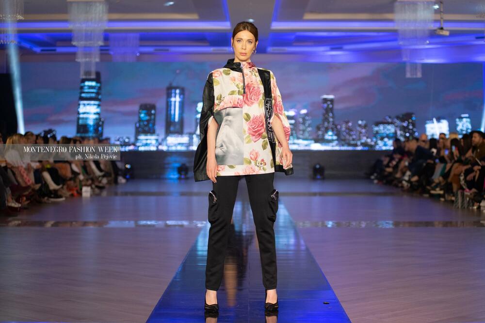 <p>Sinoć su na Imanju Knjaz u Podgorici održane revije Marine Banović, Ane Suevalove, Valentine Mitrović, Bate Spasojevića i studenata Fakulteta za dizajn i multimediju, smjera Modni dizajn...</p>