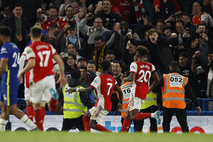Bez evropskog fudbala u Londonu: Odložena utakmica Arsenal - PSV