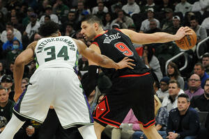Derozan i Vučević za brejk Bulsa na terenu šampiona (VIDEO)