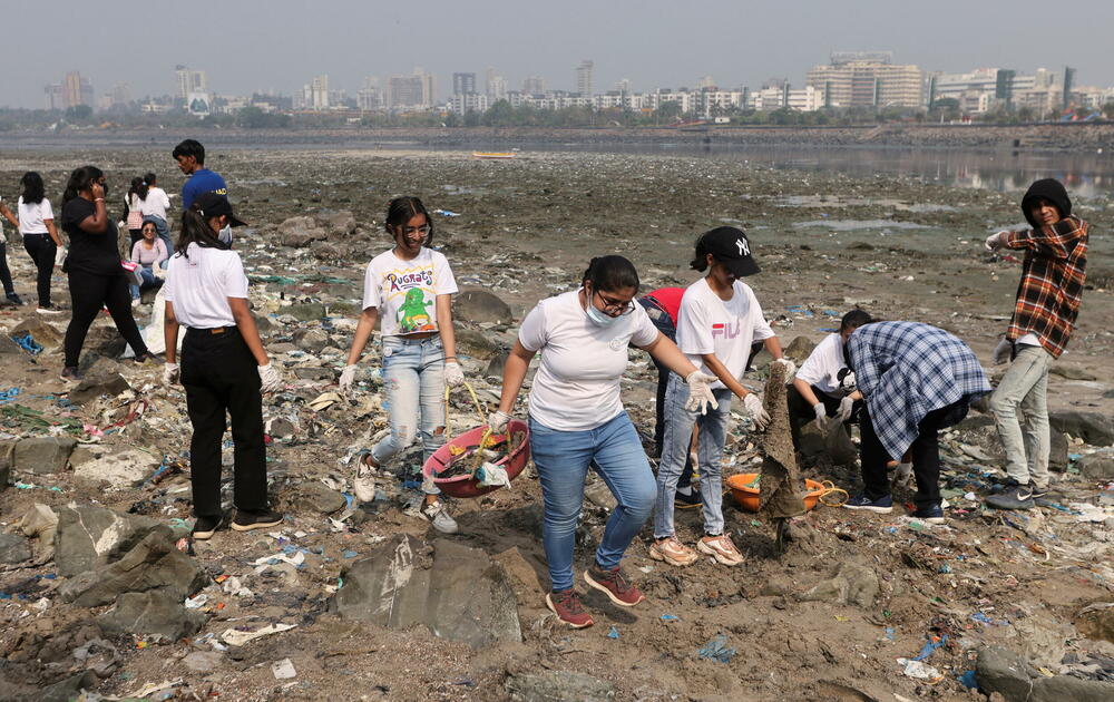 <p>Mada su napori za konzervaciju, ekologiju i reciklažu ostvarili napredak, ljudi i dalje proizvode mnogo đubreta što utiče na životinje, ljude i doprinosi globalnom zagrijevanju<br /> </p>