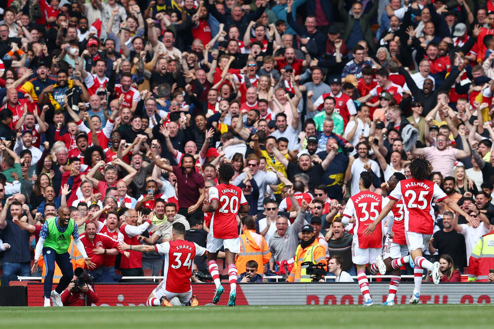 Slavlje fudbalera Arsenala nakon gola Džake, Foto: Reuters