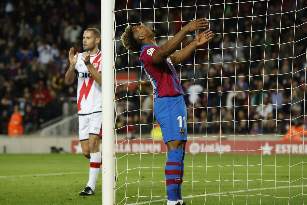 Nevjerica Traorea nakon promašaja u finišu, Foto: Reuters