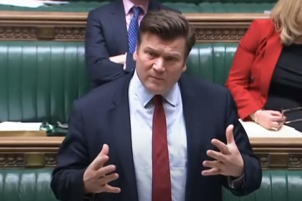 Hipi, Foto: Printscreen YouTube/ James Heappey MP