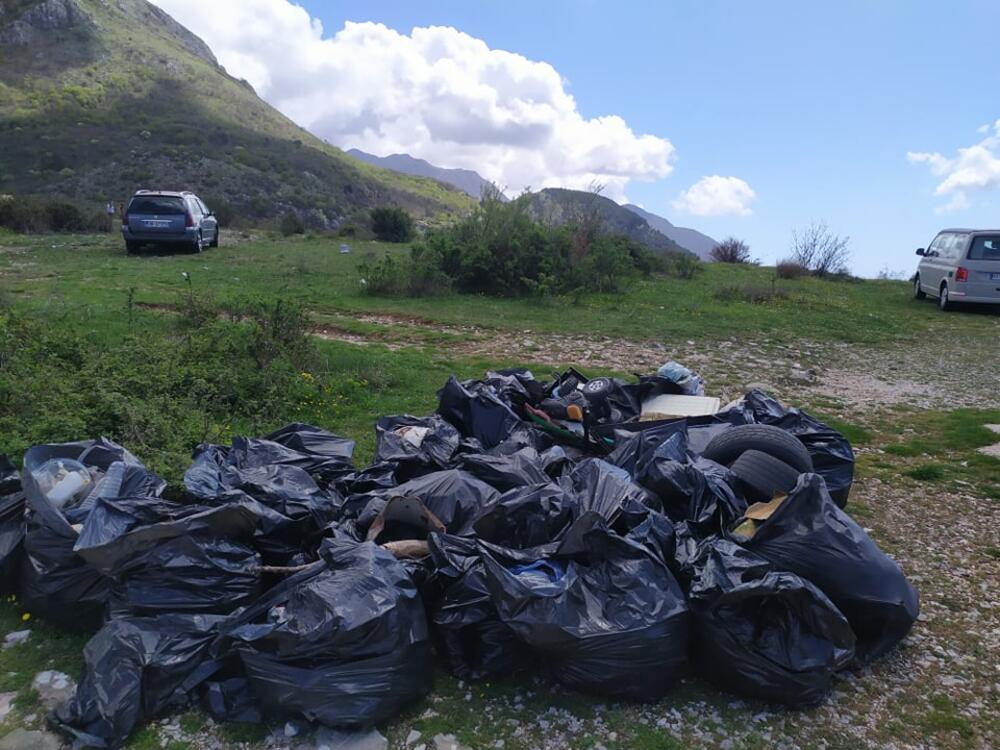 <p>Sakupljena je znatna količina otpada na platou Goražde, oko i u samoj tvrđavi</p>