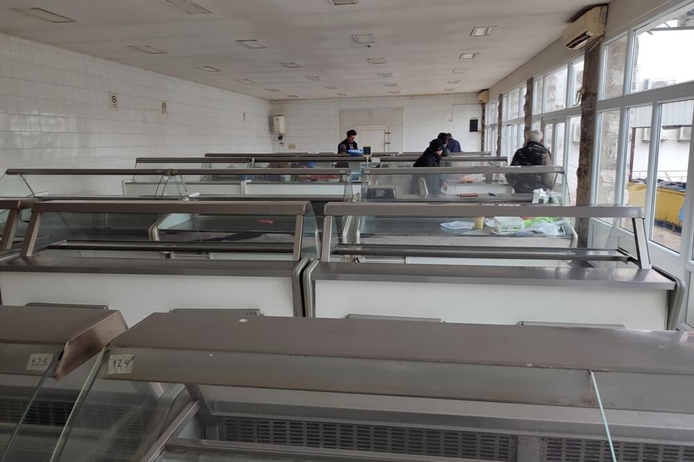 Prazne tezge na Mlječnoj pijaci, Foto: Svetlana Mandić