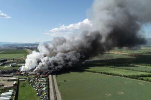 Vlasnici otpada u Tuzima vjeruju da požar nije podmetnut