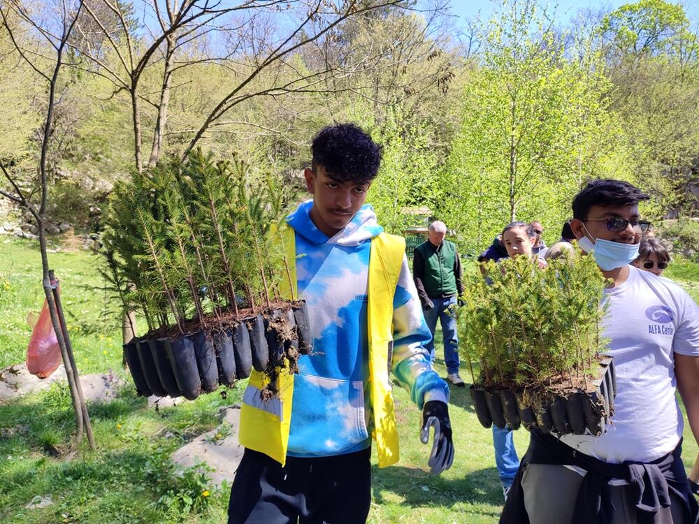 <p>Volonterski klub broji 50 volontera koji se trude da svojim aktivizmom pokrenu i druge ne bi li svi zajedno stvorili bolji i ljepši ambijent za život, a zeleni Nikšić će svakako tome doprinijeti</p>