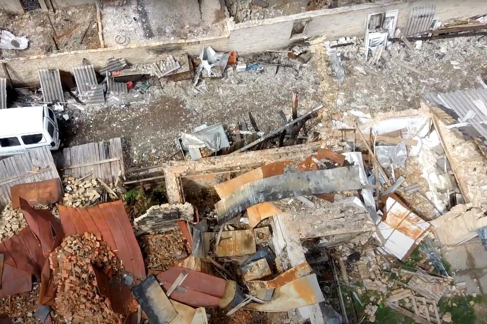 Uništene zgrade i ruševine u Mošunu u Kijevu, Foto: Reuters