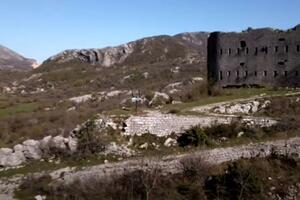 Fali pola tvrđave Kosmač, mogla bi da se uruši svakim zemljotresom