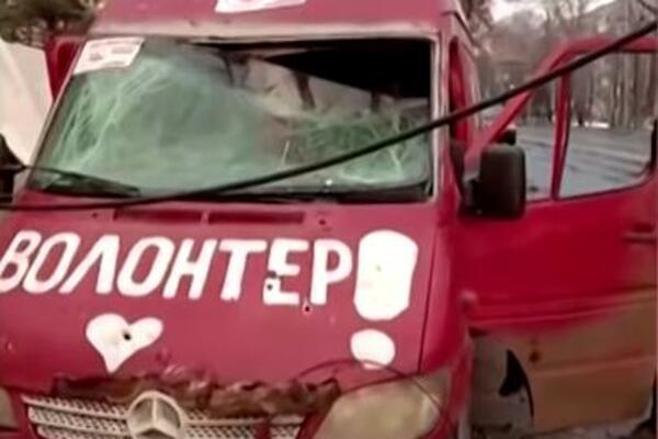 Biće spomenik kad se završi rat - crveni kombi spasio više od 200...