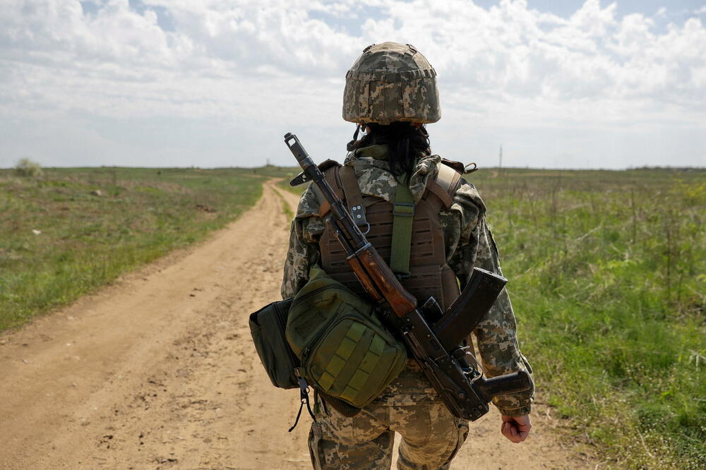 Pripadnica ukrajinske vojske u Luganjskoj oblasti, Foto: SERHII NUZHNENKO