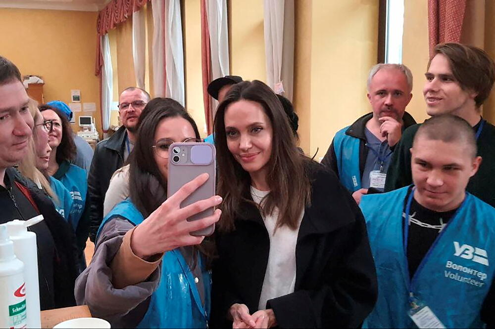 Džoli u Lavovu, Foto: Reuters