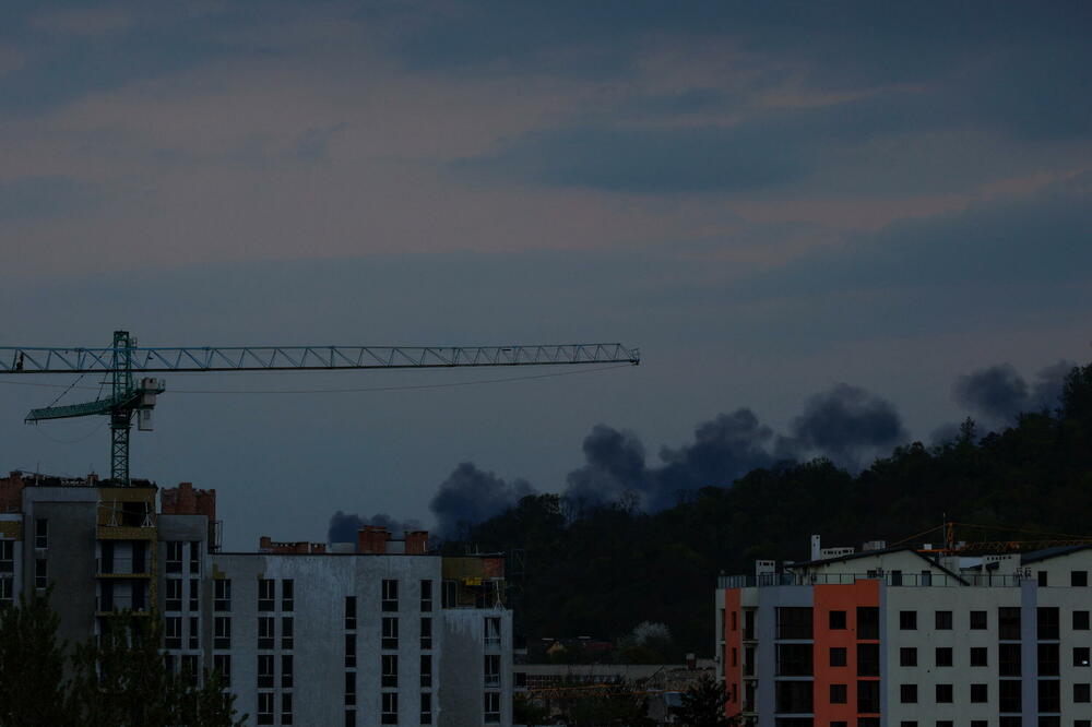 Dim iznad Lavova, Foto: Reuters