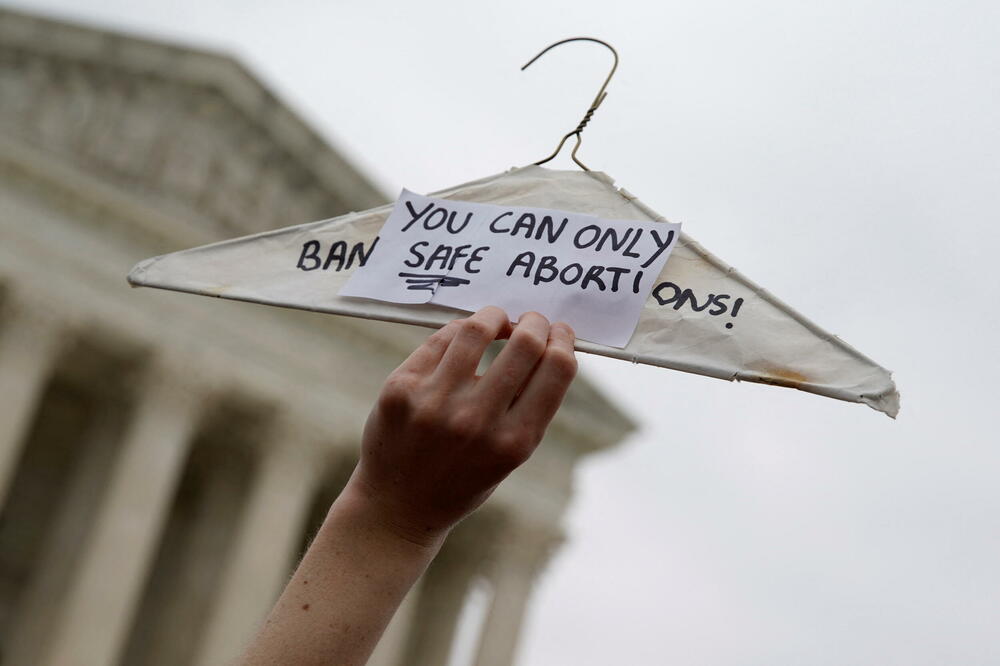 Protest ispred zgrade Vrhovnog suda u Vašingtonu, Foto: REUTERS