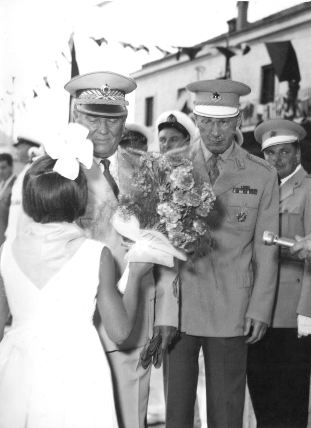 Veličanstven doček u Kotoru, 17. septembra 1959. godine: Maršal Tito i general-major Milan Žeželj