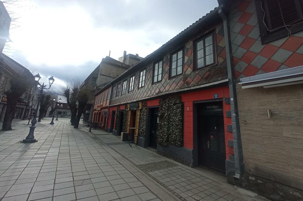 Fasade nezaštićene od potencijalnih rekonstrukcija: Centar Kolašina, Foto: Dragana Šćepanović