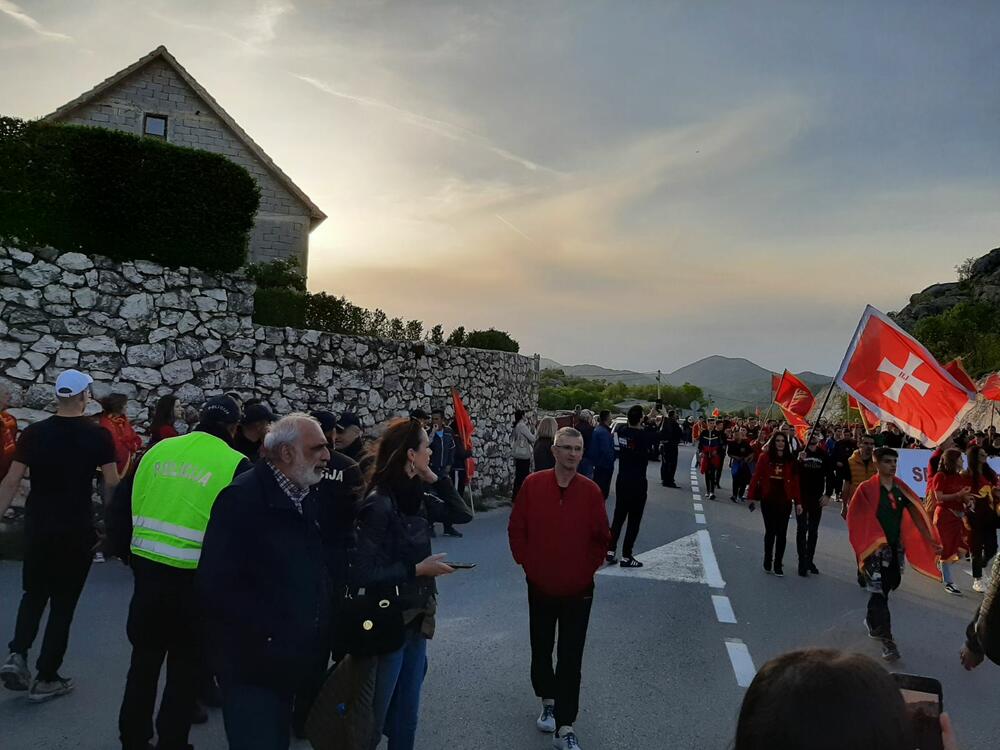 <p>Poziv za današnje okupljanje dijelio se na društvenim mrežama, ali nije poznato ko su bili organizatori</p>