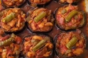 Plavi patlidžan sa piletinom: Kombinacija koja će vam se dopasti