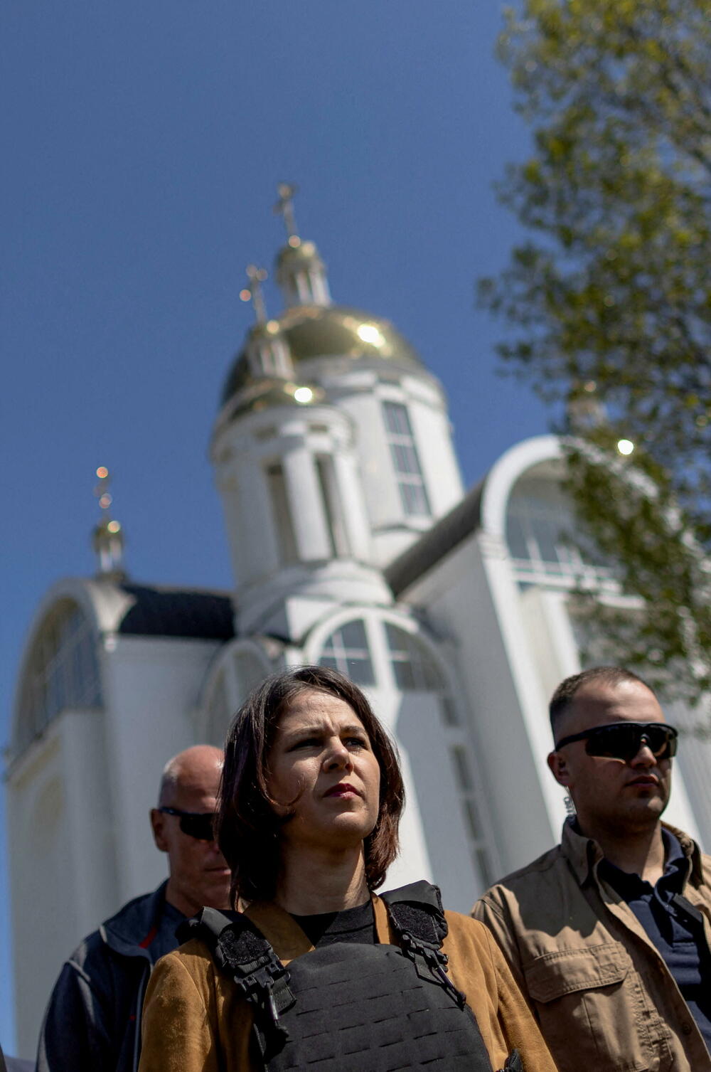 <p>Nakon ruske opsade Buče, ukrajinske vlasti zatekle su likvidirane civile na ulicama i u masovnim grobnicama, a nekima su bile vezane ruke</p>