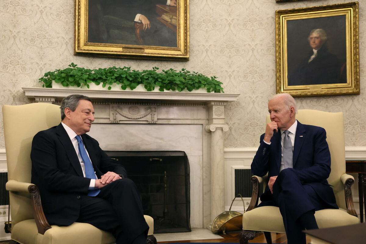 Biden e Draghi a Washington si uniscono alla Russia