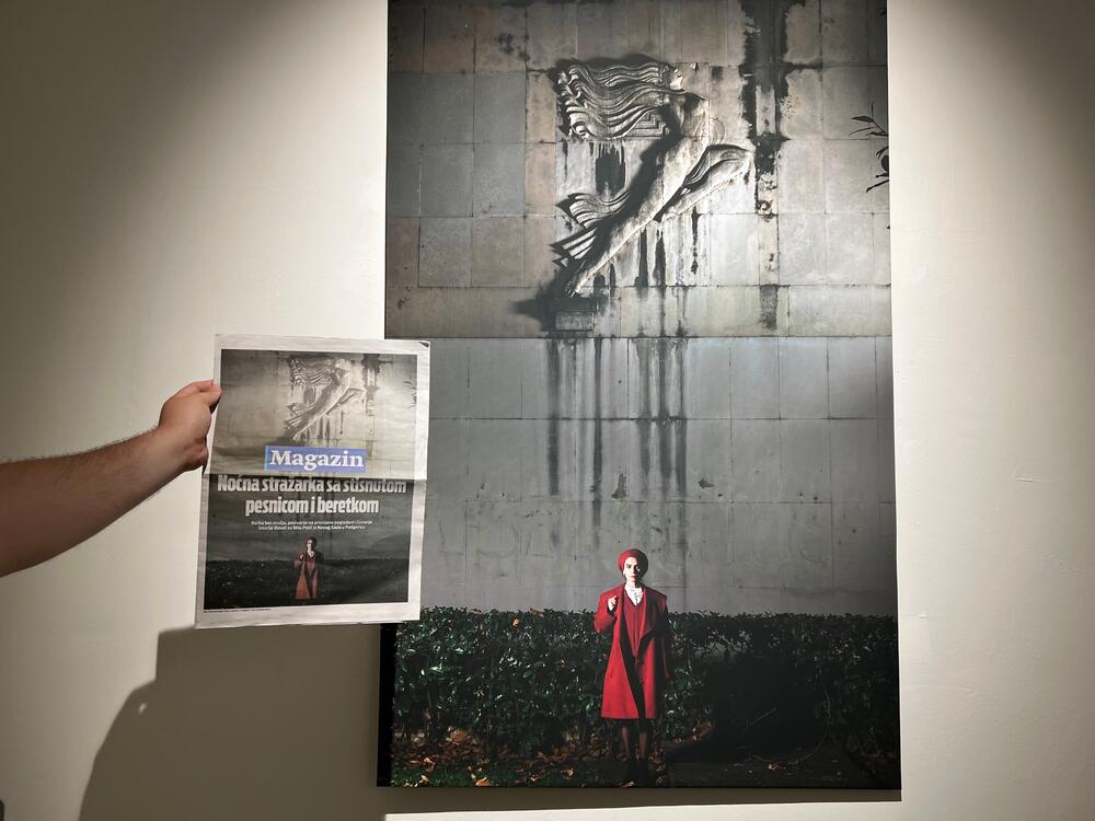 <p>"Usljed investitorske megalomanije, kolektivne amnezije i nebrige za kulturno nasljeđe, prostor grada - njegove ulice i arhitektonska zdanja bivaju izmijenjena, uništavana i brisana preko noći", istakla je umjetnica</p>