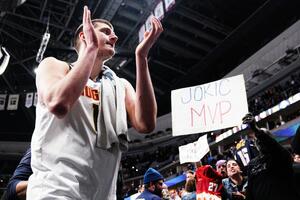 Život u Denveru: Kad upoznaš košarkaškog MVP u prodavnici