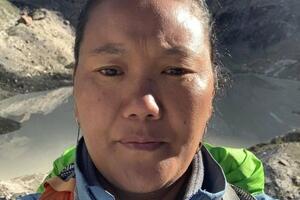 Žena iz Nepala deseti put osvojila Mont Everest, postavila novi...