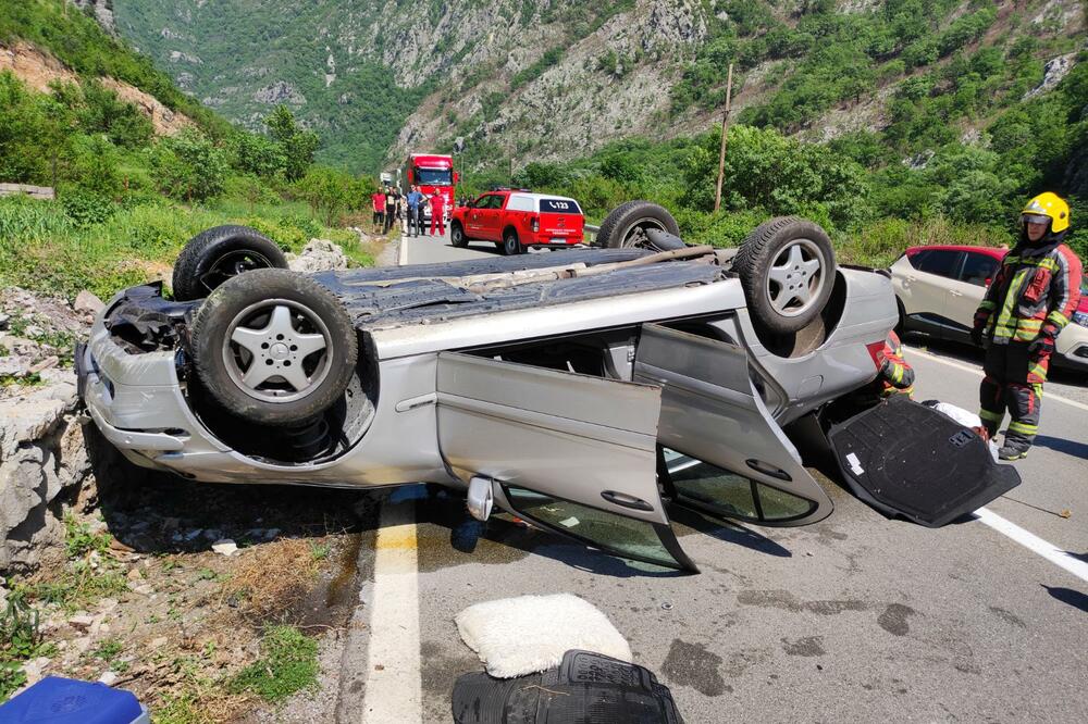 Sa mjesta udesa, Foto: Služba zaštite