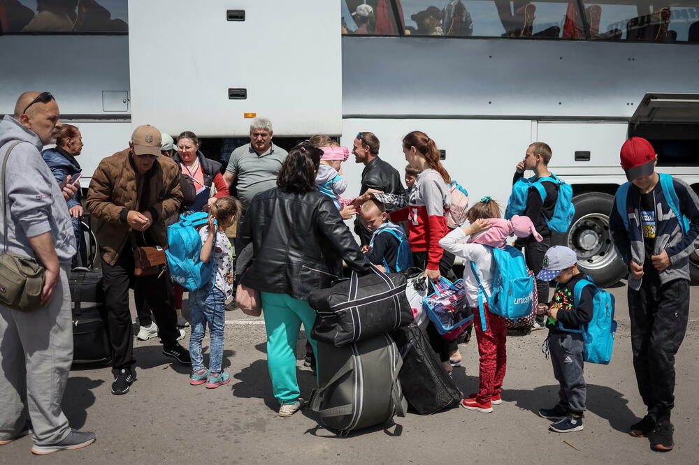 Građani Ukrajine koji su pobjegli od ruske invazije: detalj iz Zaporožja, Foto: Reuters