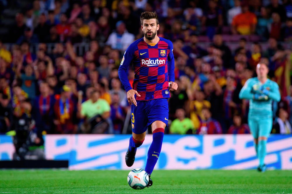 Pike se oprašta nakon još jedne utakmice na Nou kampu, Foto: Shutterstock