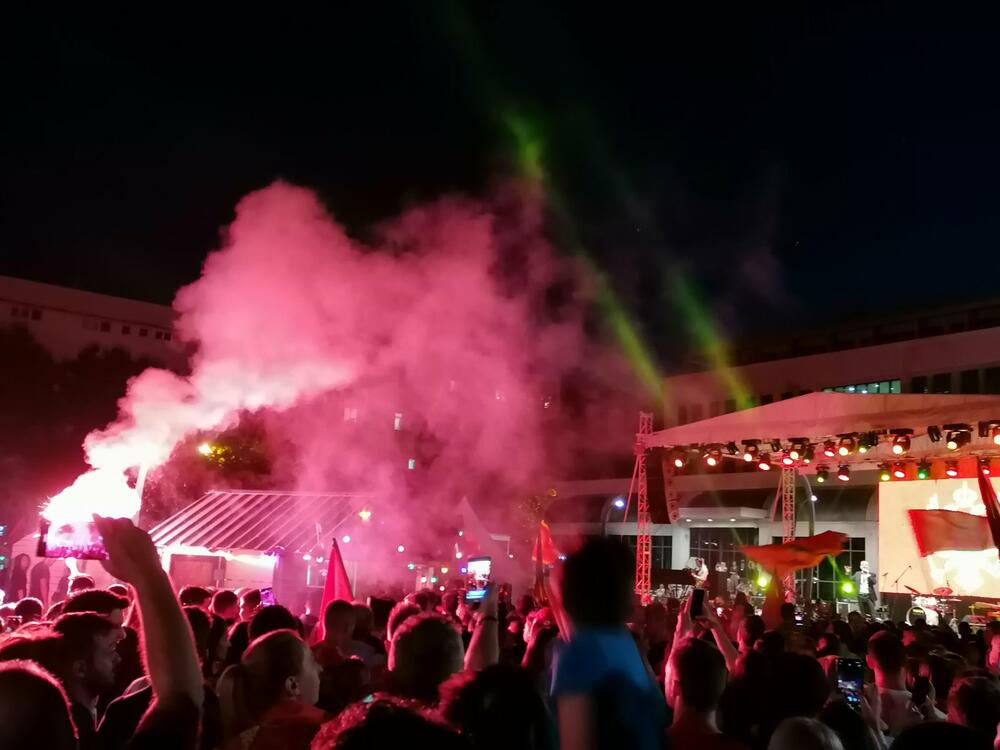 <p>Crna Gora u subotu proslavlja 16 godina od obnove državne nezavisnosti</p>