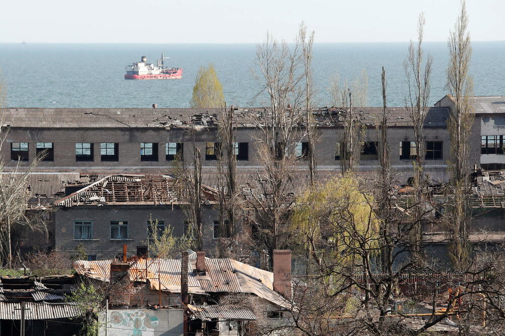 Uništene zgrade u Marijupolju, Foto: Reuters