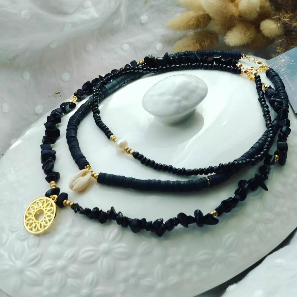 <p>Rođena Rožajka Anela Radojičić sa četvorogodišnjom kćerkicom Zarom u Nikšiću stvara maštalicu nazvanu “ZAR”</p>