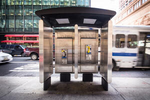 Njujork zvanično uklonio sve telefonske govornice sa ulica
