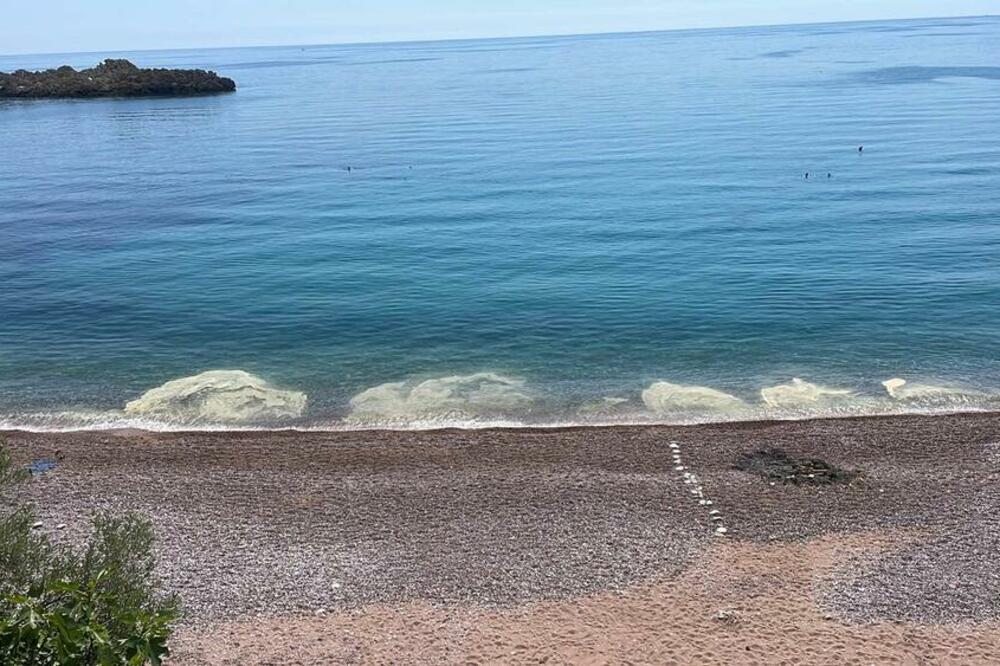 Prljavština kod Svetog Stefana