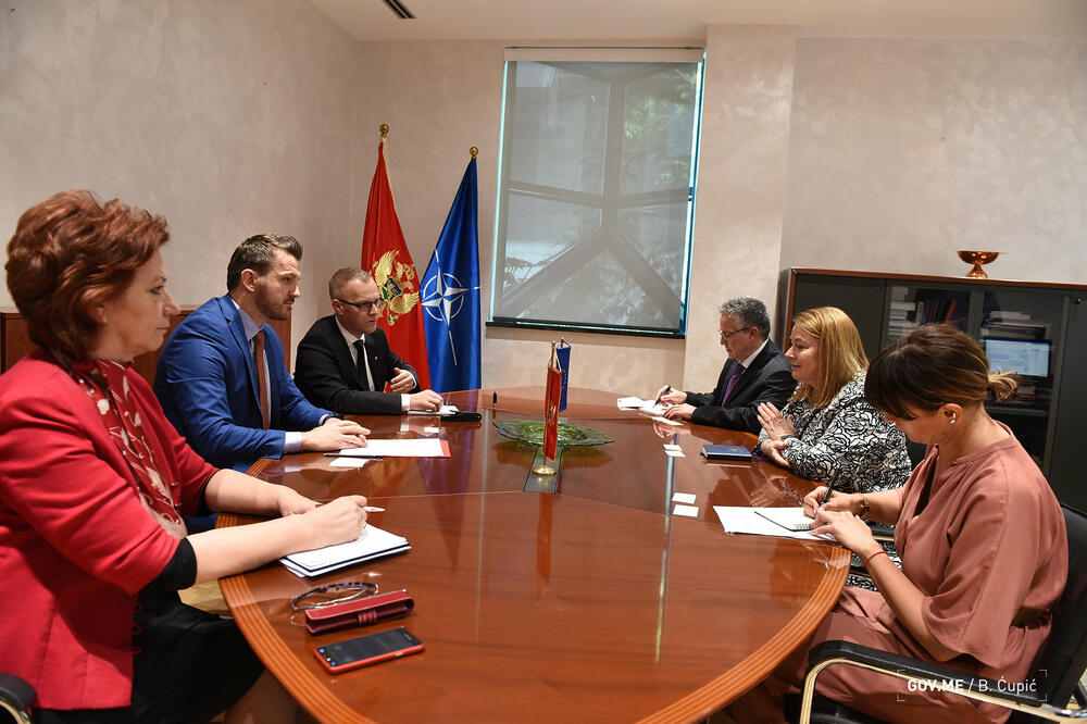 Sa sastanka Rajzing Rajnke - Dukaj, Foto: Ministarstvo javne uprave