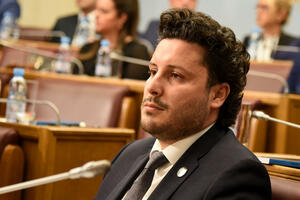Abazović u ponedjeljak odgovara na pitanja u parlamentu