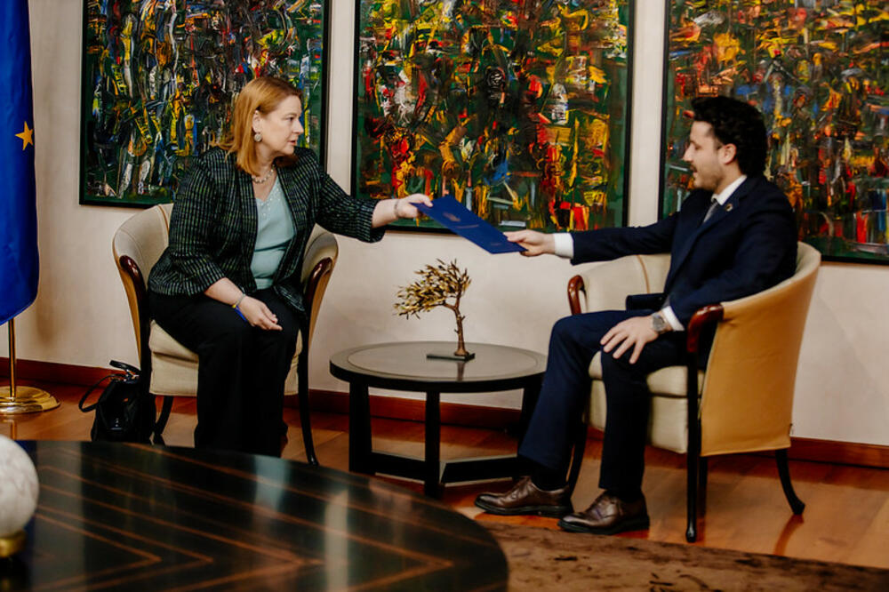 Rajzing Rajnke i Abazović, Foto: Gov.me