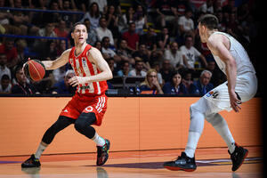 Ivanović X faktor, Zvezda nadigrala Partizan na startu finalne...