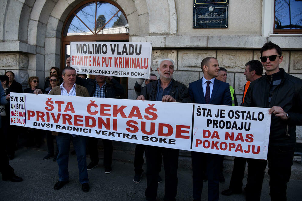 Jovanić nije ispoštovao ni odluku Ustavnog suda da radnici ne mogu biti u trećem isplatnom redu: Sa ranijeg protesta bivših radnika