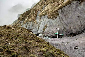 Pronađeni ostaci aviona koji se srušio u planinama Nepala