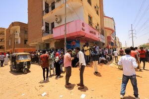 Sudanski vojni vođa ukinuo vanredno stanje u zemlji