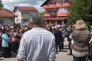 RSE: Policija zabranila šetnju u Prijedoru na Dan bijelih traka